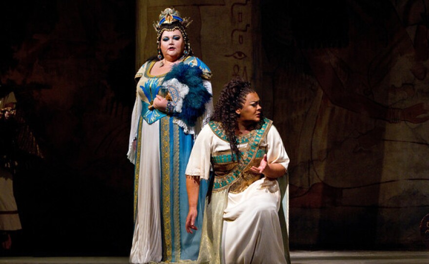 Stephanie Blythe as Amneris and Violeta Urmana as the title character in Verdi's "Aida"