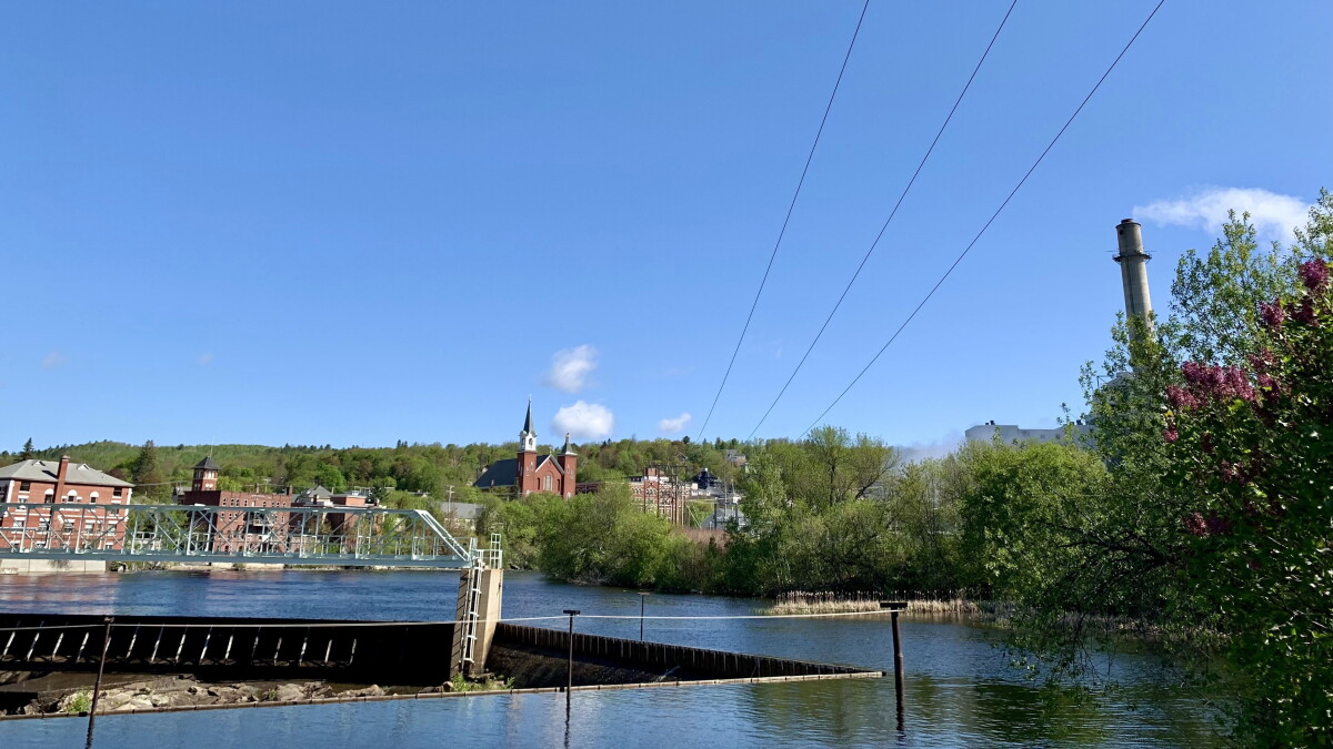 Overnight train from Montreal to Boston, with stops in Berlin and Gorham, still a possibility - Vimarsana News