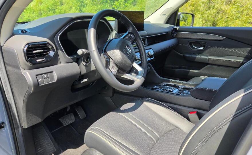2026 Honda Pilot AWD Elite interior