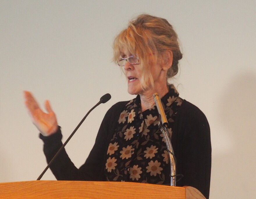 Carol Tyler speaking at the Library of Congress