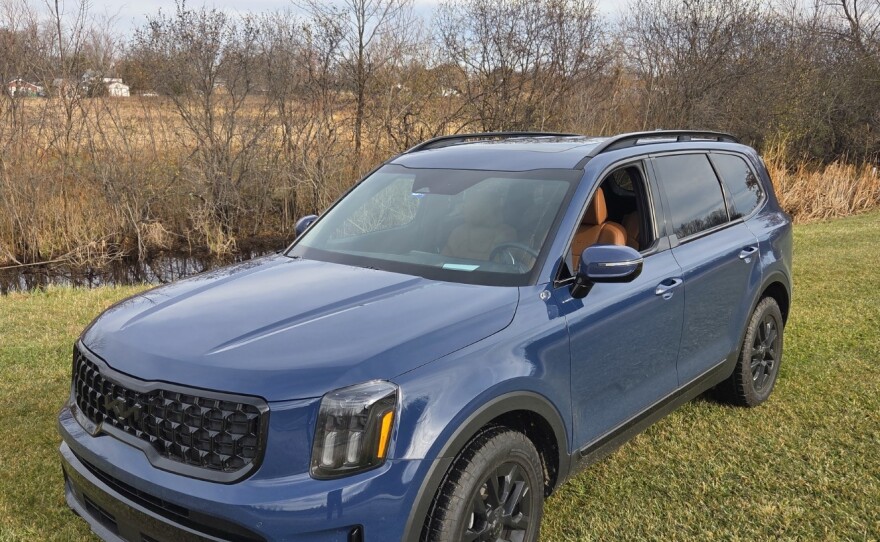 2025 Kia Telluride SX-Prestige X-Pro AWD overall