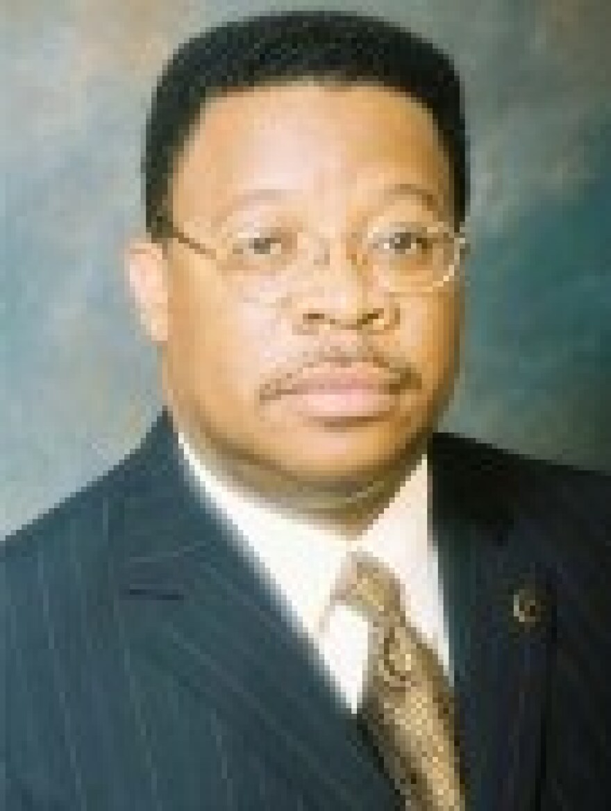 City Manager Wayne Cauthen