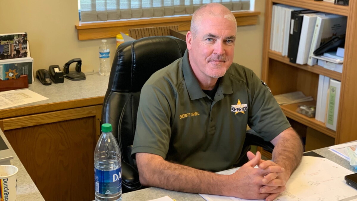 Josephine County proposes funding sheriff's office through taxing district - Vimarsana News