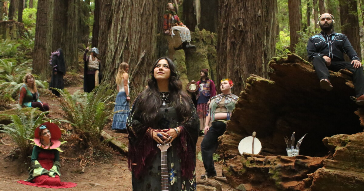 Heard in Humboldt: The single off Luna Sofia's debut album, 
