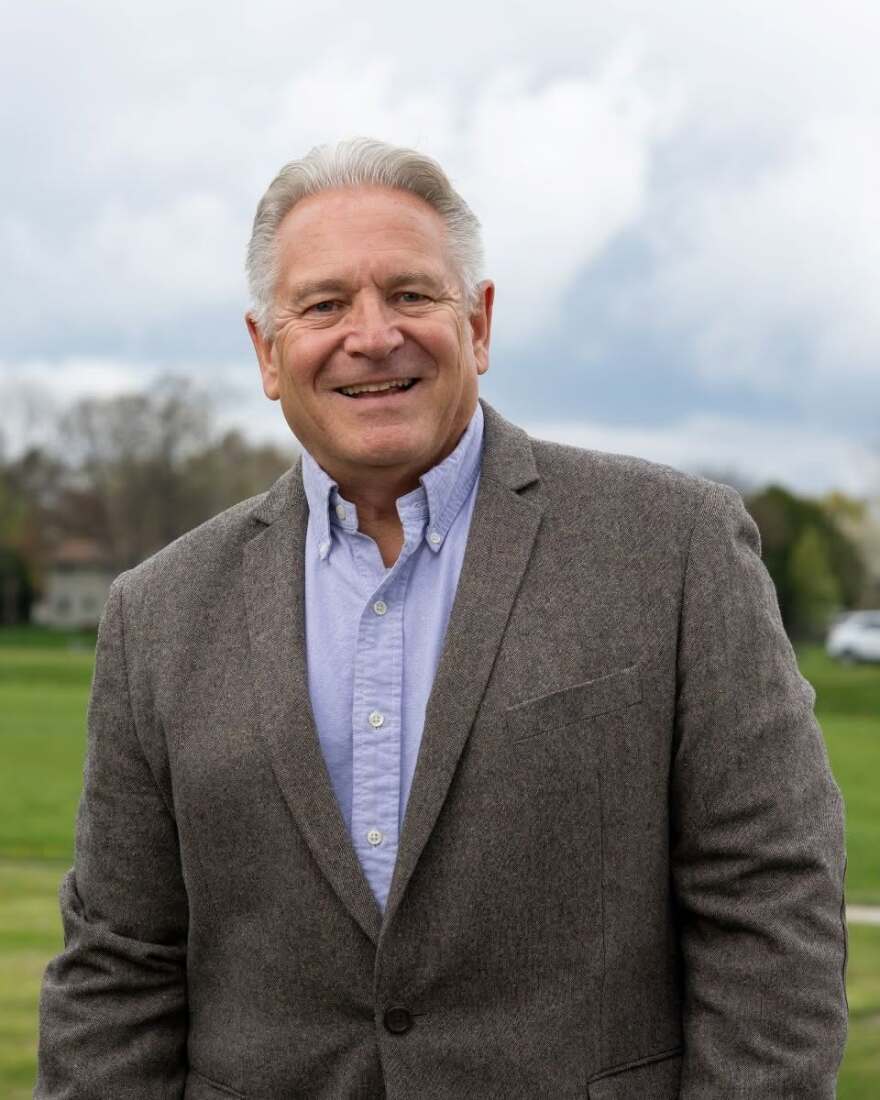 Daniel Bukiewicz.