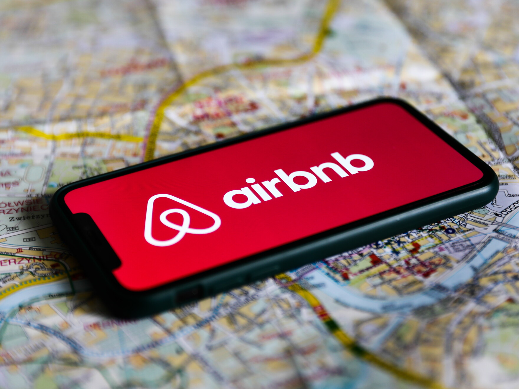 airbnb net worth 2020