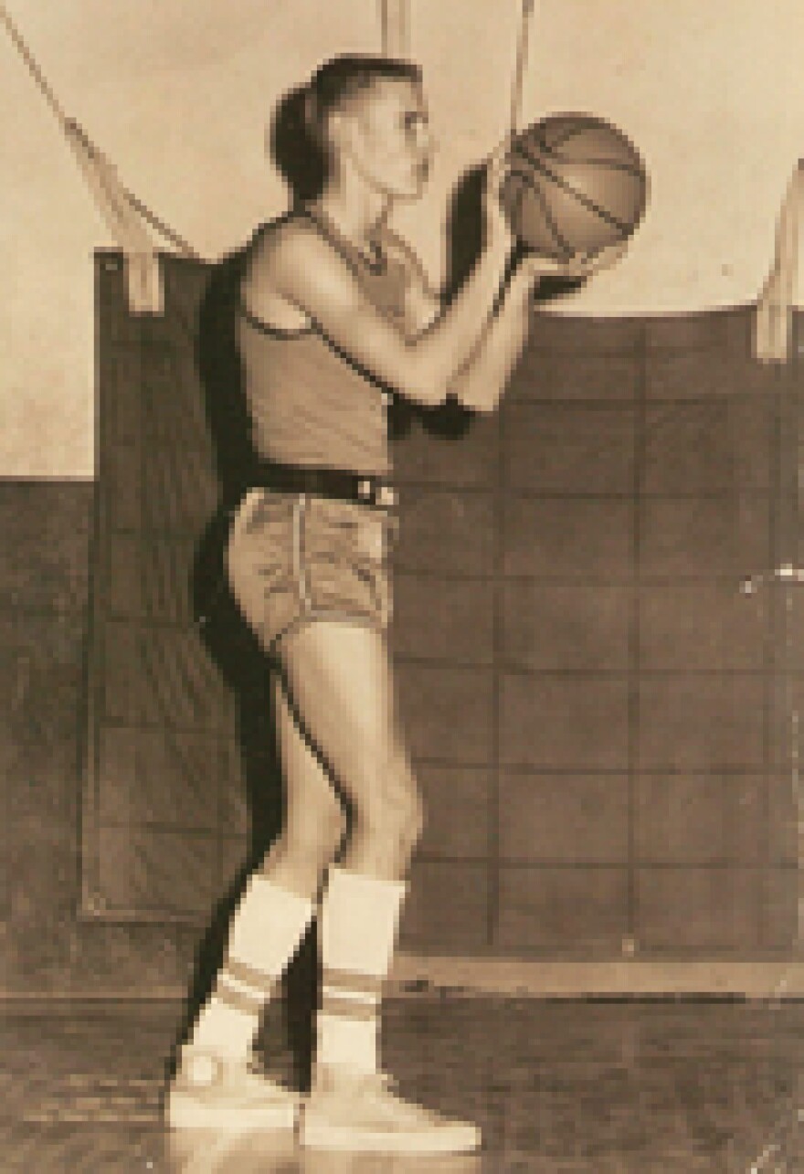 He also managed to pull down 32 rebounds. His Burnsville team routed the Widen squad 173 to 43.
