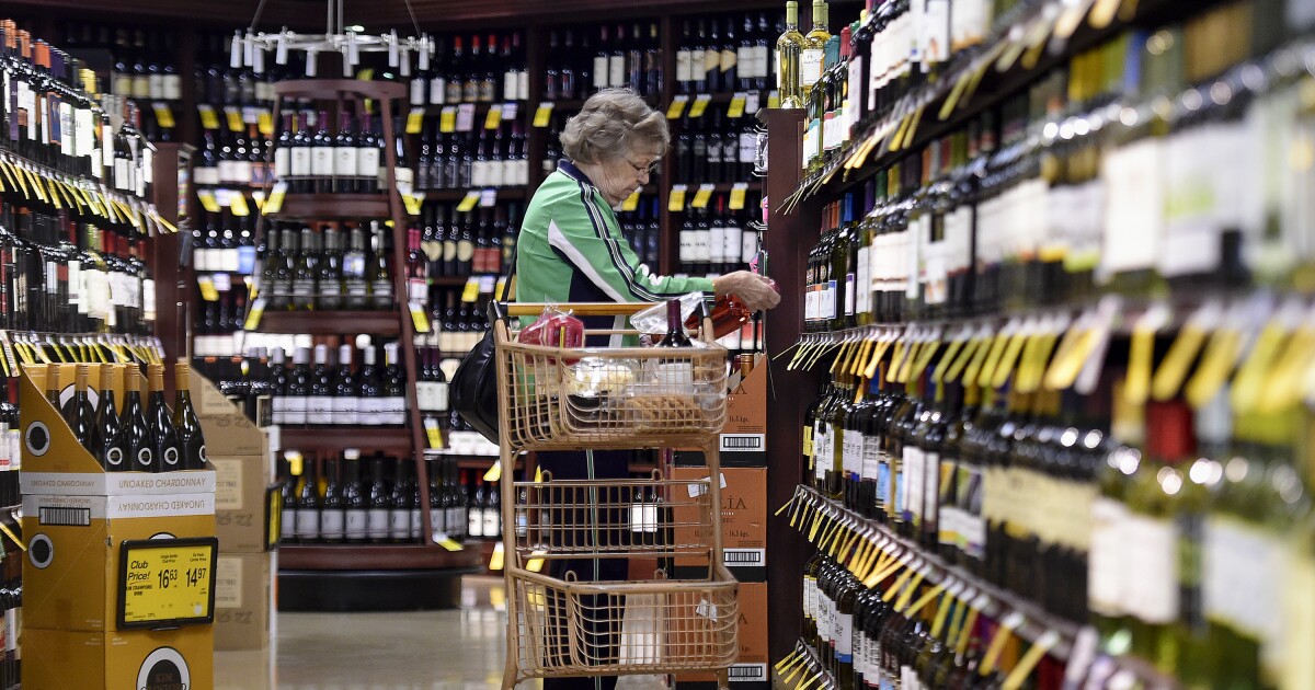 Connecticut politicians continue debating if grocery stores should be allowed to sell wine