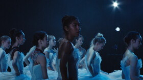 Tene Ward and other members of the Corps de Ballet.