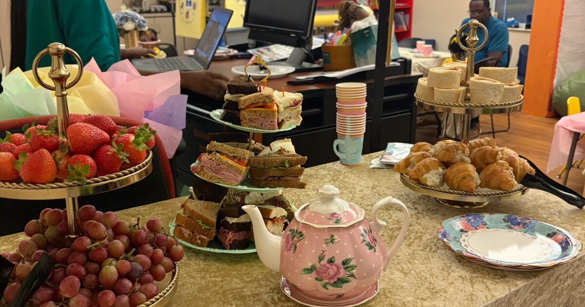 Zeila Stephens Early Childhood Center Hosts Grandparents Day with a Tea Party