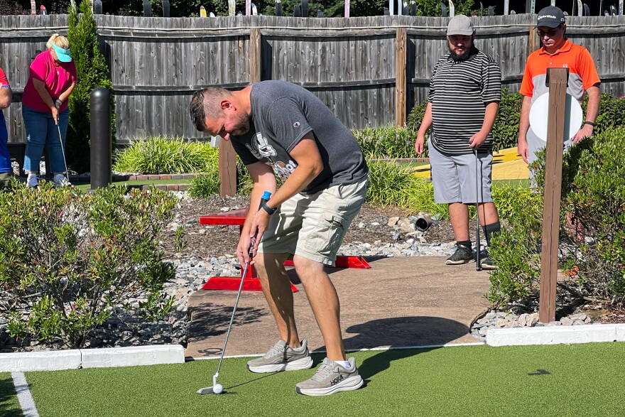 Justin Seymour practices putting ahead of the 10th Matterhorn International Pro-Am tournament on Sept. 19, 2026, at Matterhorn Mini Golf in Canton, Connecticut.