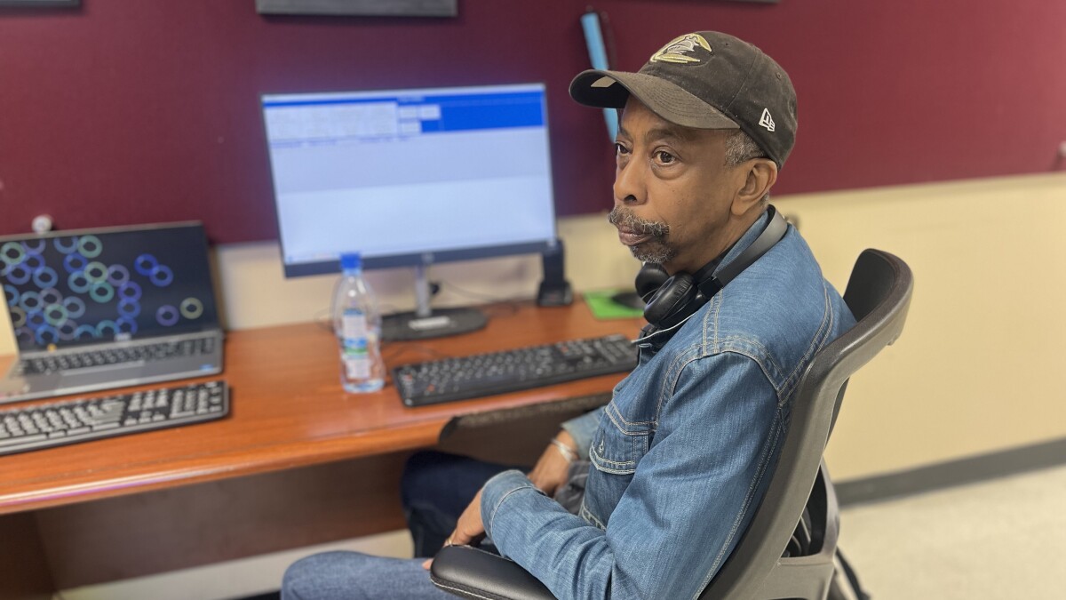 Charlotte program expands into the community to help support people with visual impairments navigate technology
