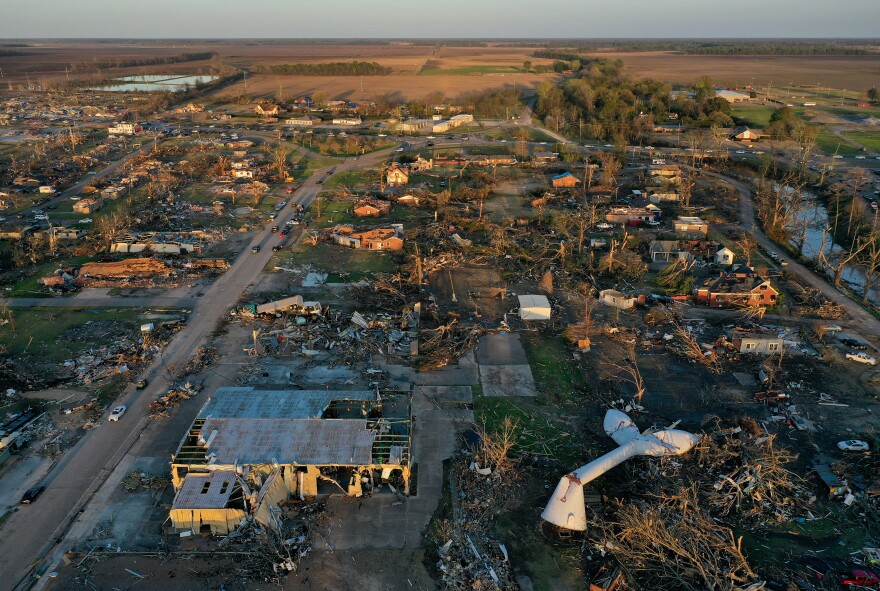 Photos show the devastation caused by the deadly Mississippi tornado KGOU