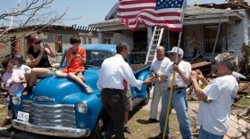 The President meets with Joplinites