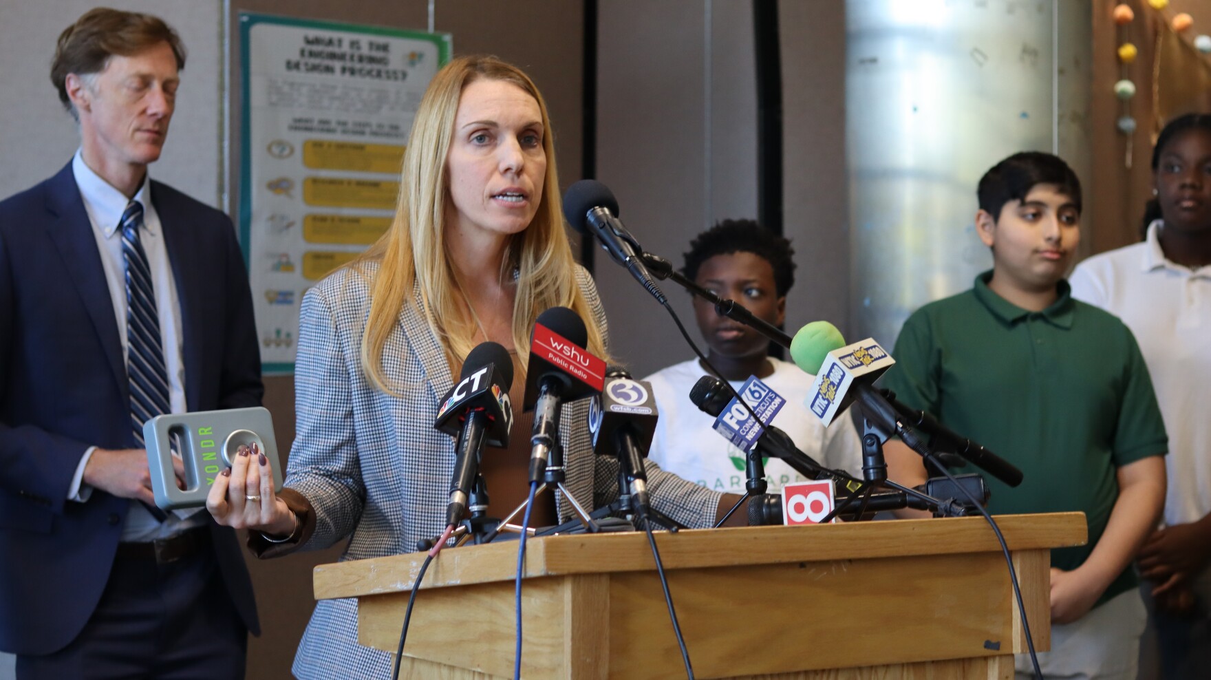 New Haven plans to make schools cell phonefree beginning in 2025