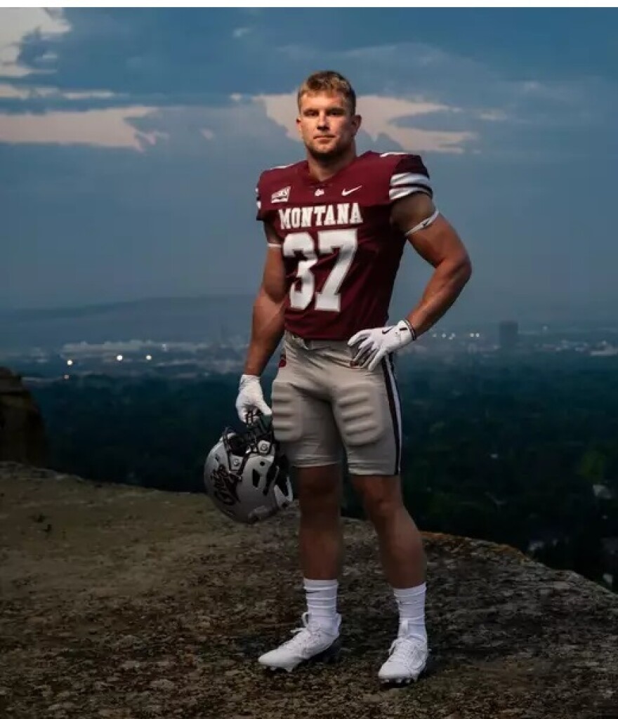Grizzly linebacker Clay Oven wearing the No. 37