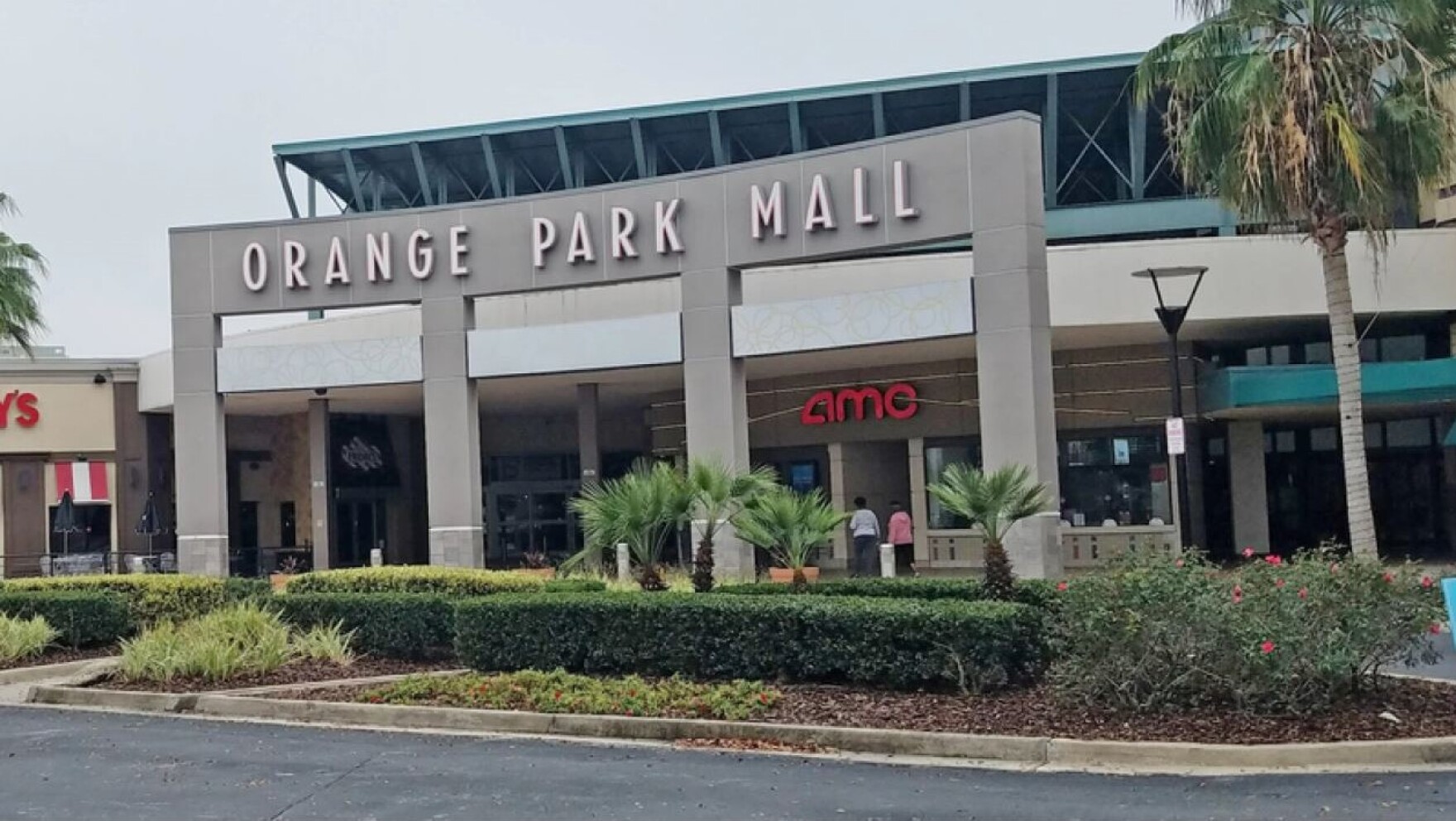 Merchant frustrated after uproar at Orange Park Mall WJCT News 89.9