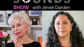 (L-R) Isabel Allende and Cynthia Gómez
