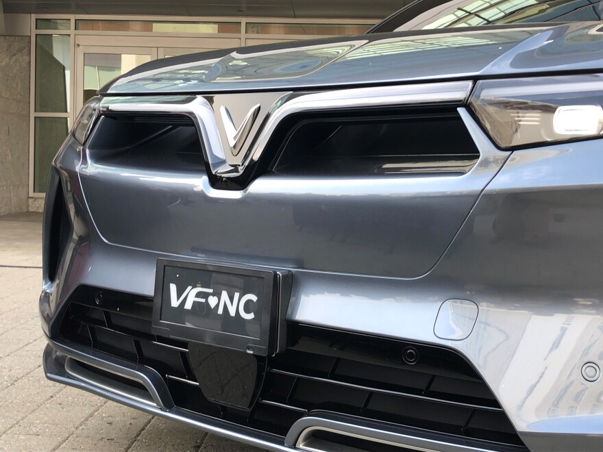 VinFast VF 9 - 7-passenger SUV.jpg