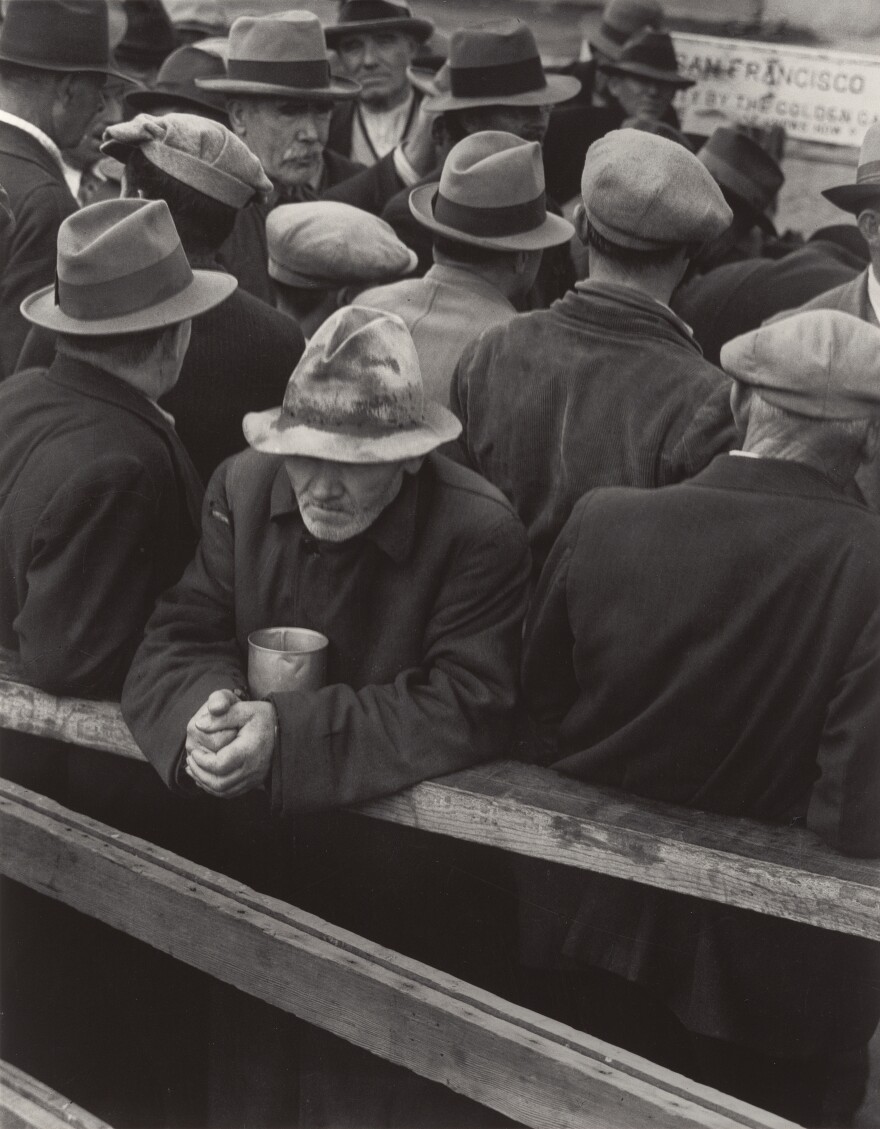 Dorothea Lange, White Angel Breadline, San Francisco, California, 1933, gelatin silver print
