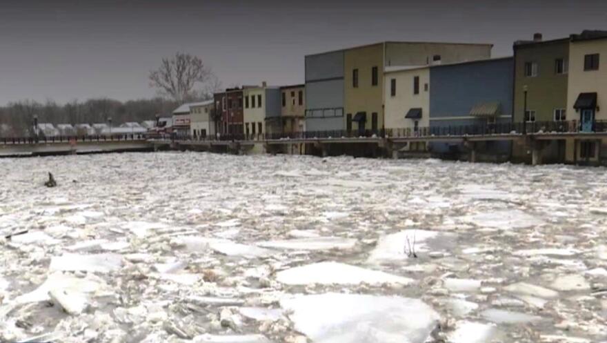 Ice jams, Grand River, Portland