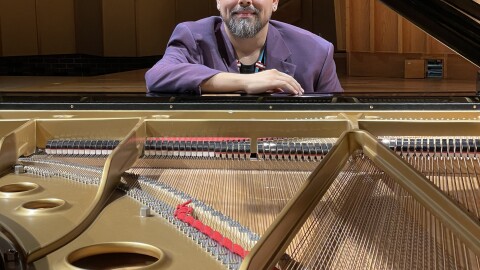 Used courtesy of ConnorChee.com