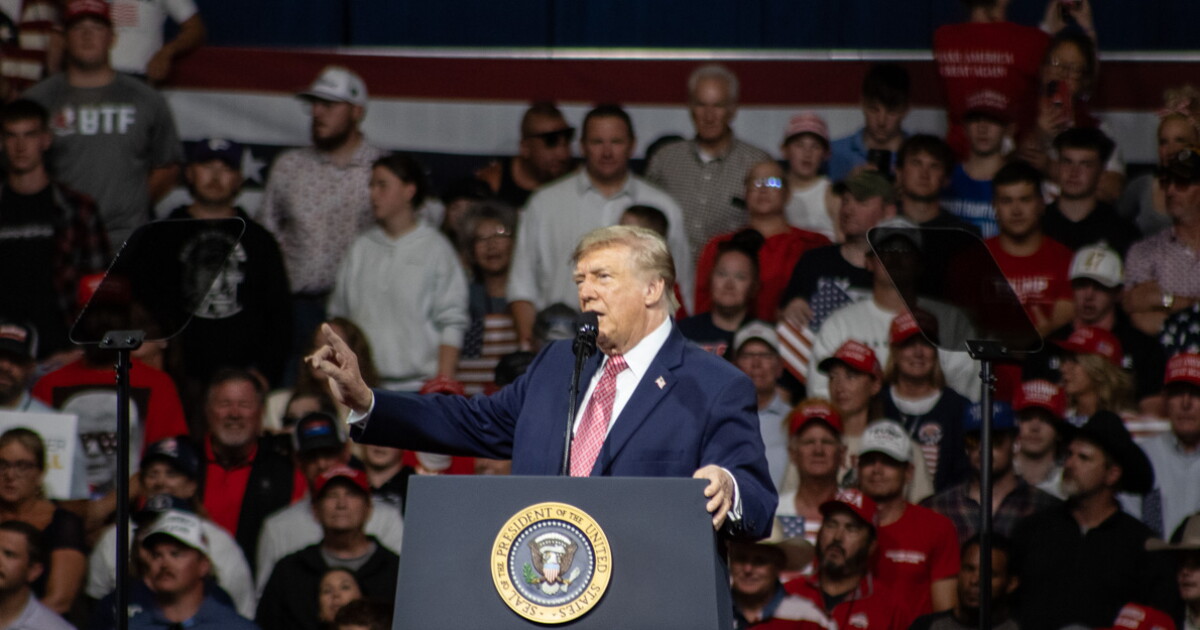 Trump wirbt in Kansas für Marshall im knappen Senatsrennen: „Sie haben ihn ...