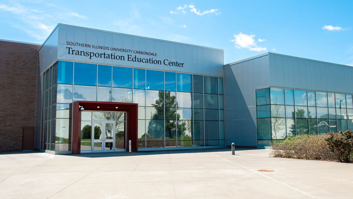 SIU's Paul Simon Institute to host Metro East Youth Leadership Weekend - Vimarsana News