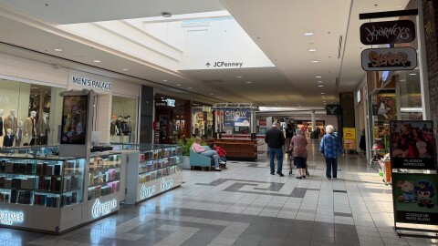 A few people could be seen strolling inside The Oaks Mall recently. Some of the pop-up stands had no workers.