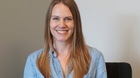 Bee expert Nicole Miller-Struttmann was recently awarded the 2019 Science Educator Award by the St. Louis Academy of Science.