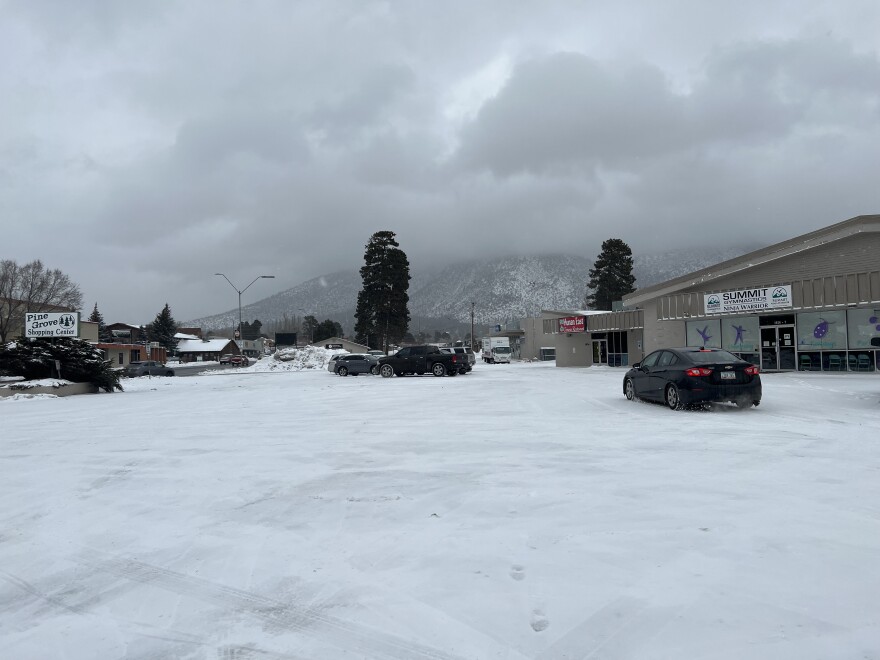 Snow blankets the ground in Flagstaff 