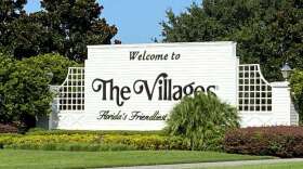 villagessign