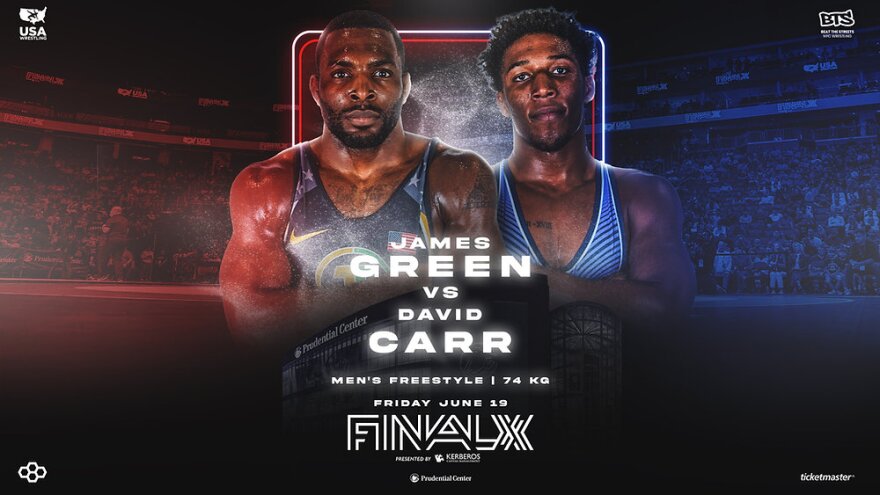 James Green (left) wrestles David Carr in FINAL X at Prudential Center in Newark June 19