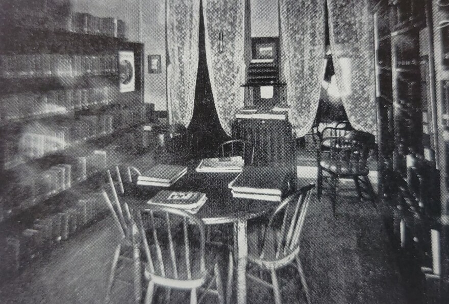 This photo shows Rhinelander's first public reading room above Merchants State Bank in Rhinelander around 1898.