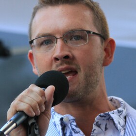 Nik_Thompson_DJF2013.jpg