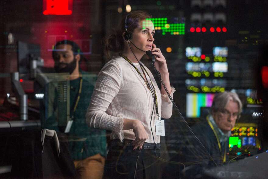 Julia Roberts stars as Patty Fenn, a longtime television producer, in <em>Money Monster.</em>