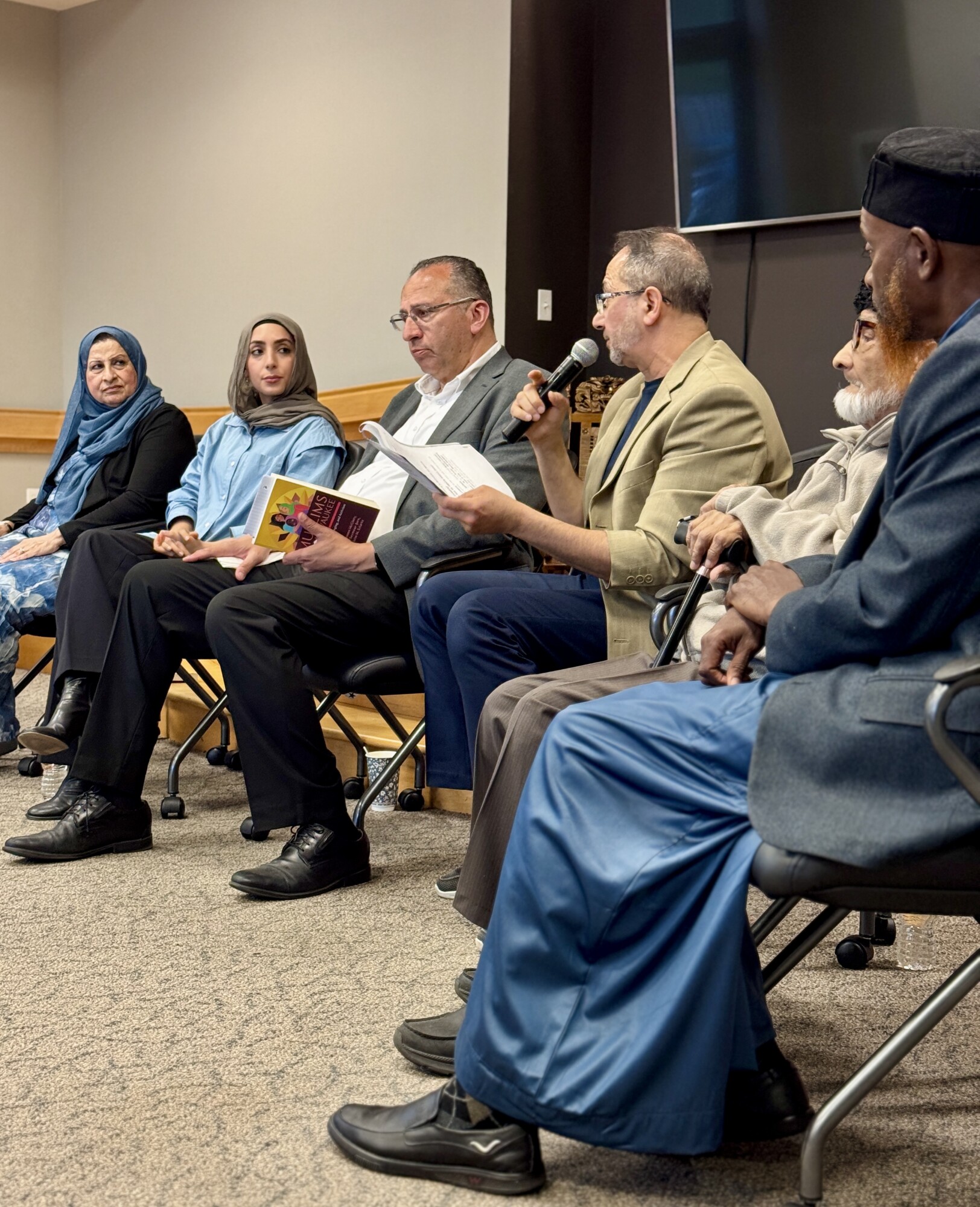 'Complete silence' from public officials: Muslims speak out against growing Islamophobia episode artwork