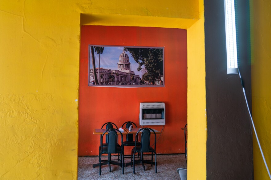 Inside Little Habana, the walls are painted in bright colors and lined with images from Cuba. The restaurant brings a little bit of the Cuban capital to Juárez, Mexico.