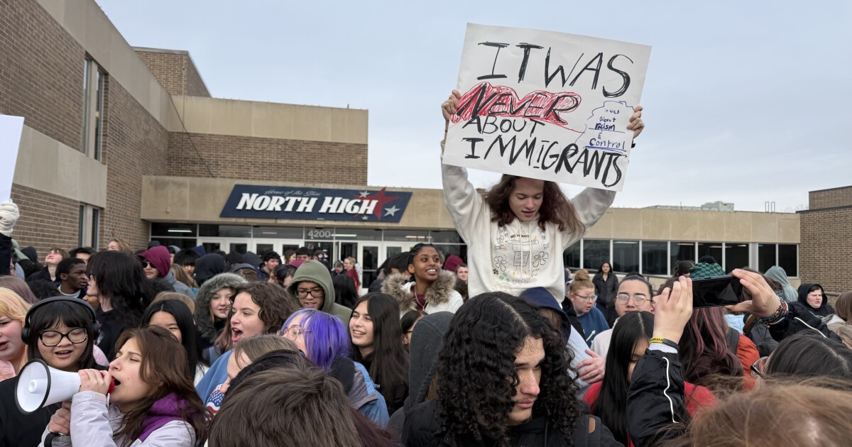 Students across Iowa take part in the "Free America Walkout"