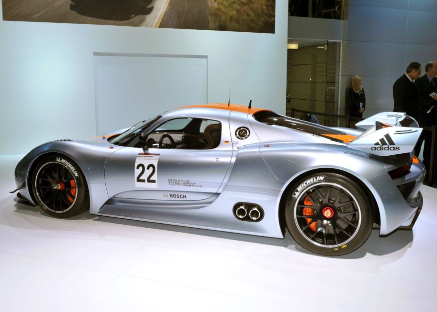 The Porsche 918 RSR concept, named "Best in Show" by the editors of AutoWeek.