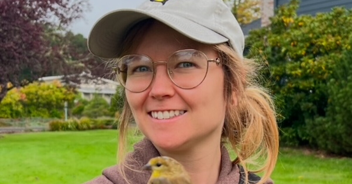 Issues of the Environment: EMU study shows robins are good ...