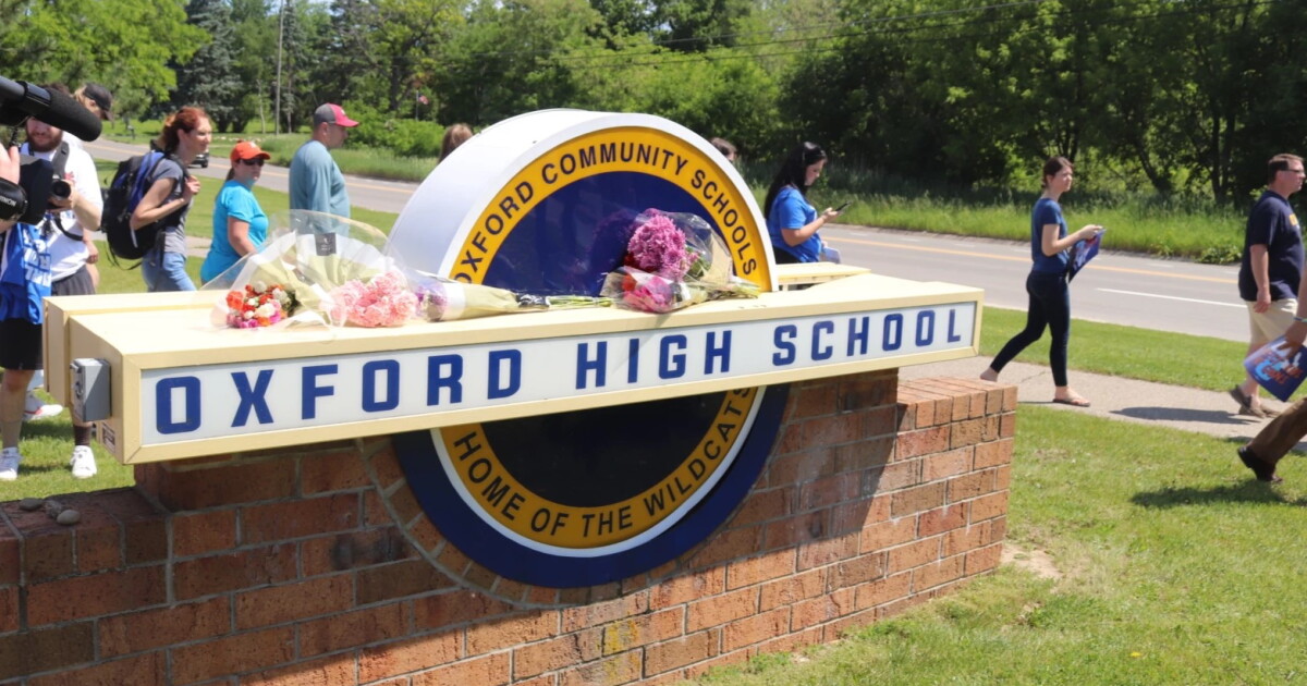 Parents of Oxford shooting victims renew demand for state investigation ...