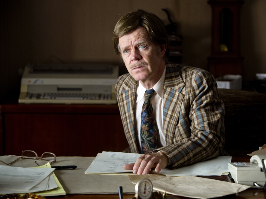 In the more compelling but less complete of the film's two story lines, John's low-rent lawyer (William H. Macy) is helping him fight his wife's divorce action.