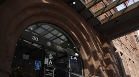 Rochester City Hall .