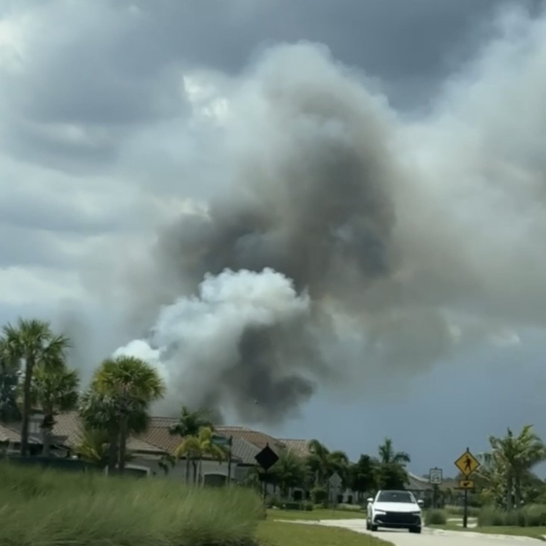 Wildfire report: Hundreds of acres of brush fires across Southwest ...