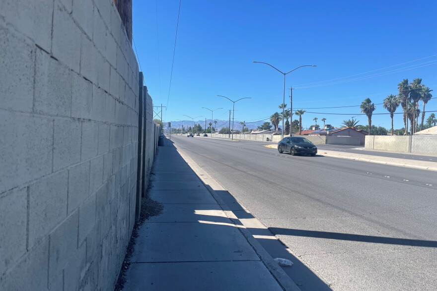 On Stewart Avenue today, sidewalks are narrow and there is little tree cover. (Andie Corban/Marketplace)