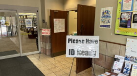 Early vote center at Lexington Beaumont Public Library 05-16-24