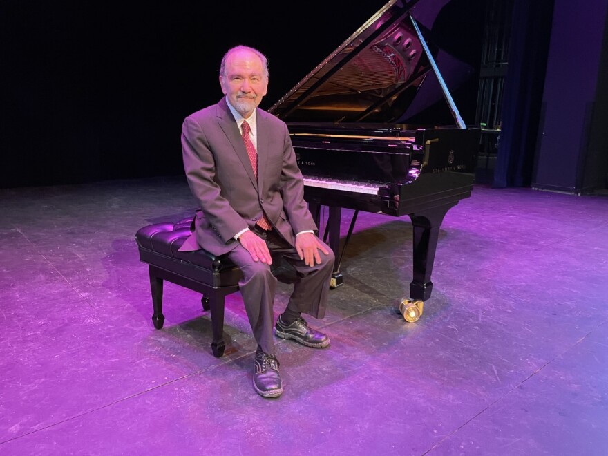  Pianist Jack Winerock