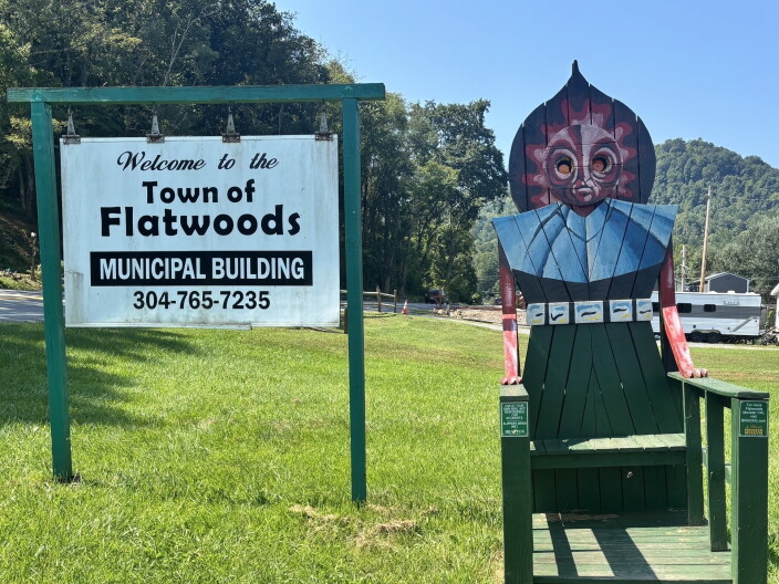 Mysterious Encounter Reported in Flatwoods, West Virginia, in 1952