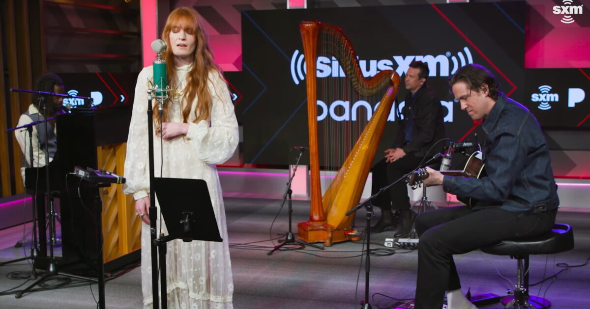 VIDEO: Florence + the Machine covered John Lennon's "Jealous Guy"